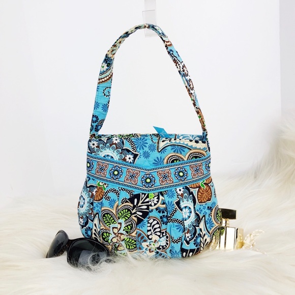 Vera Bradley Handbags - Vera Bradley Cutsie Mini Purse in Sky Blue